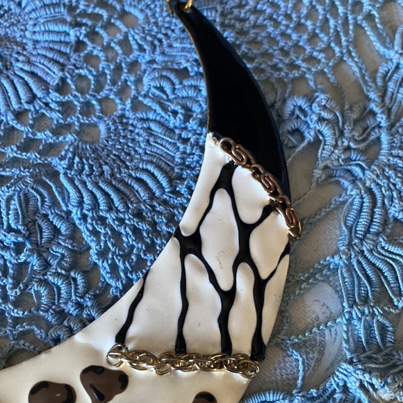 NECKLACE, goldtone chain w/tan, brown, blk & wh. animal design $29 - Picture 7 of 7